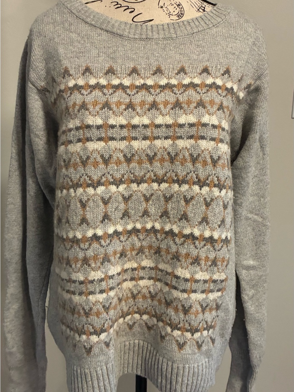 J.Crew gray sweater Gray Fair Isle pattern Size L. Wool blend  EUC